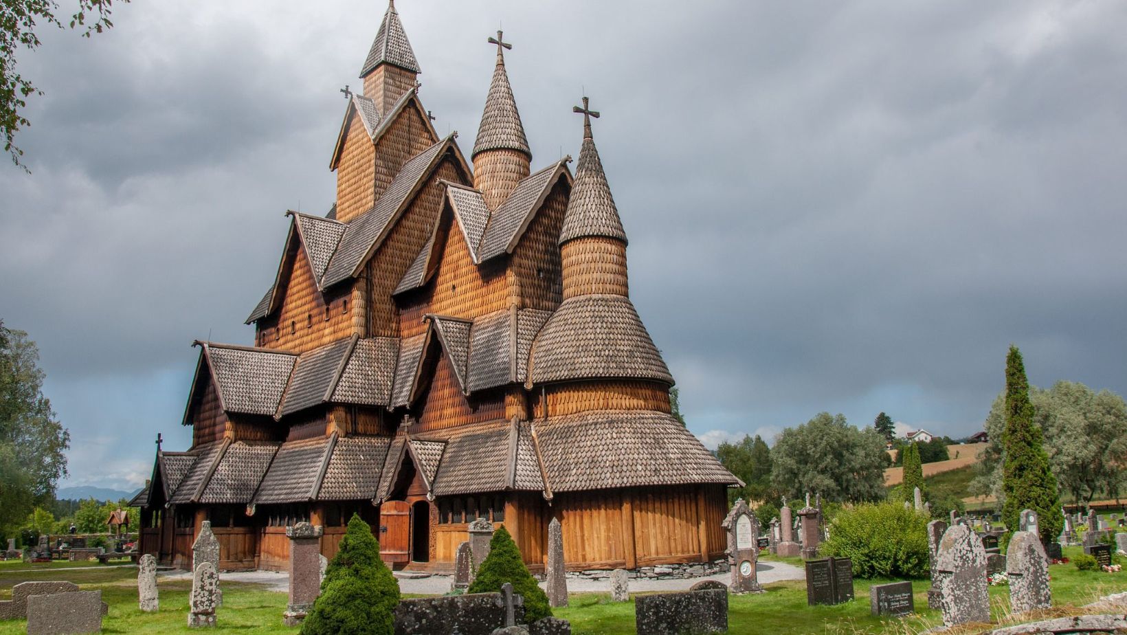 Stave churches, Why did Vikings Carve Intricate Woodwork?